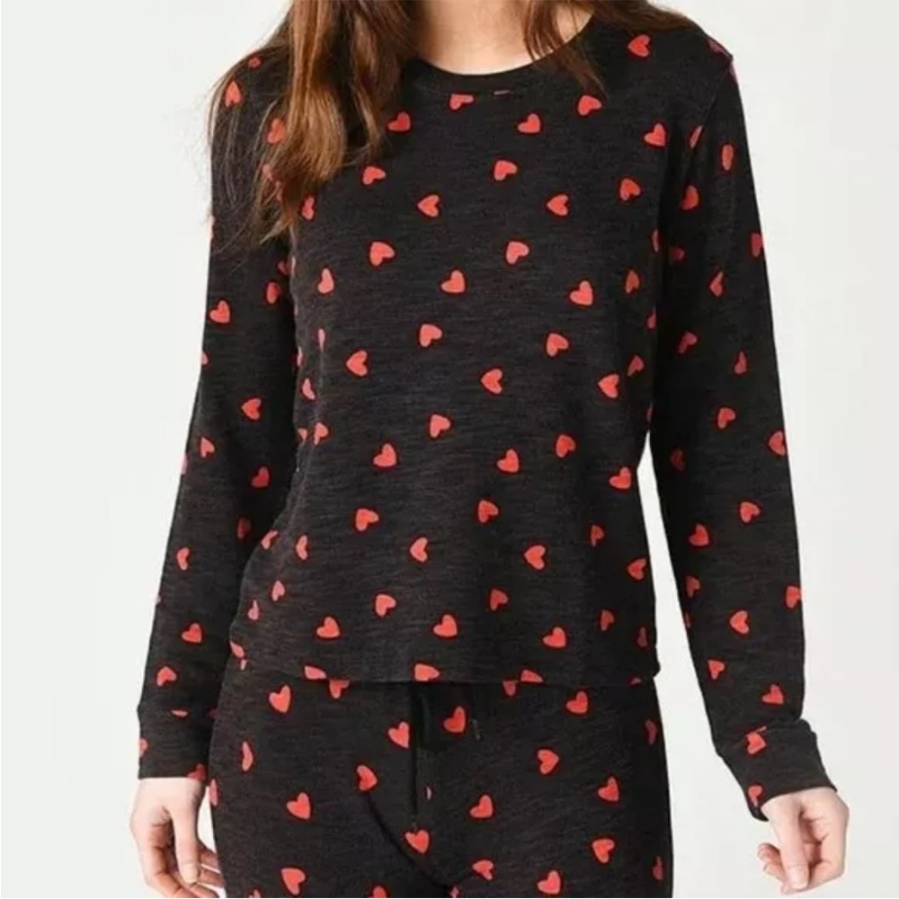 Monrow heart pullover sweater size XL